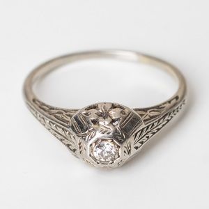 Art Deco Antique Diamond Ring
